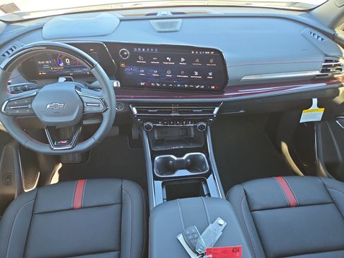 New 2026 Chevrolet Traverse RS image 23