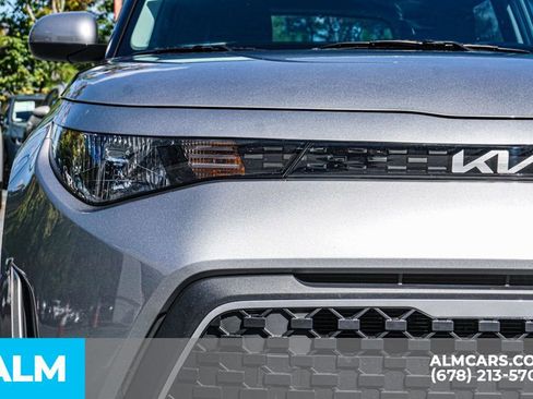 Used 2023 Kia Soul LX image 12