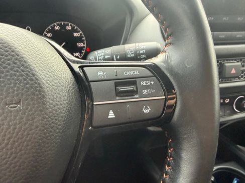 Used 2025 Honda HR-V Sport image 14