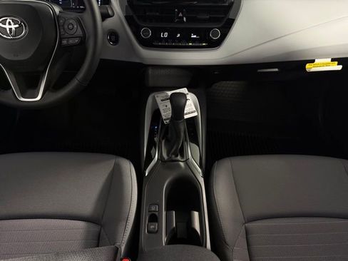 New 2026 Toyota Corolla SE FWD image 18