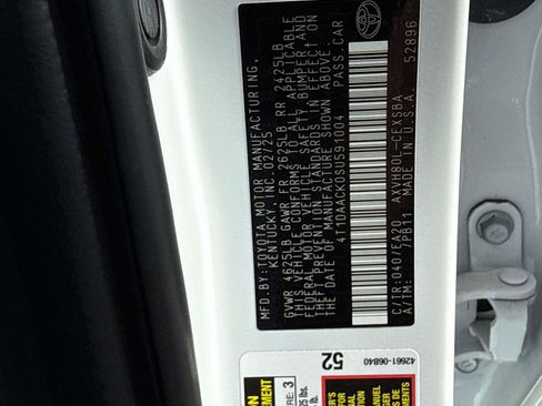 Used 2025 Toyota Camry SE w/ Multimedia Upgrade Package FWD image 27
