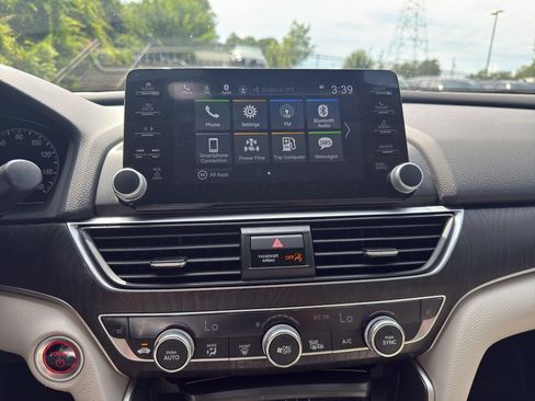 Used 2021 Honda Accord EX-L image 9