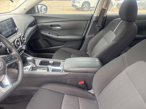 Certified 2025 Nissan Sentra SV image 39