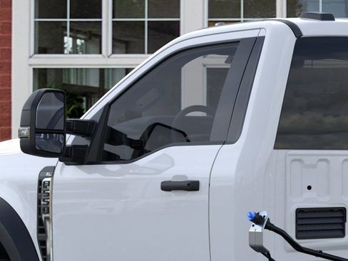 New 2025 Ford F550 4x4 Regular Cab Super Duty image 20