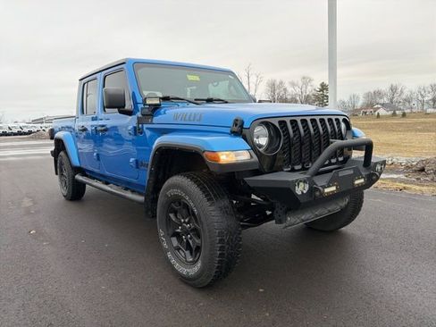 Used 2021 Jeep Gladiator Sport image 1