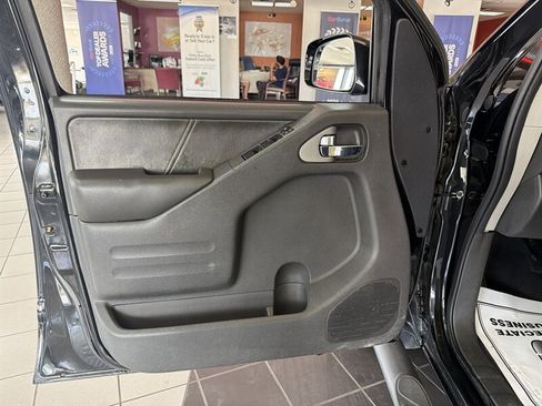 Used 2019 Nissan Frontier PRO-4X w/ Pro-4x Luxury Package AWD/4WD image 8