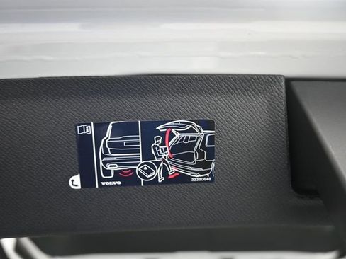 Used 2026 Volvo XC90 B6 Plus w/ Protection Package Premier image 27