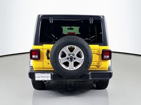 Used 2019 Jeep Wrangler Unlimited Sport S AWD/4WD image 10