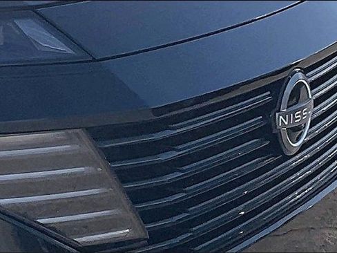 Certified 2025 Nissan Murano SV image 26