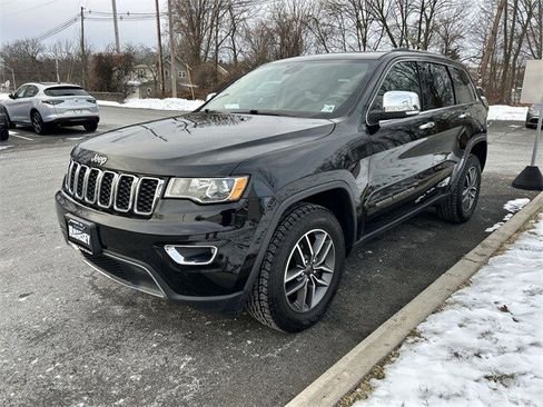 Certified 2021 Jeep Grand Cherokee Limited image 4