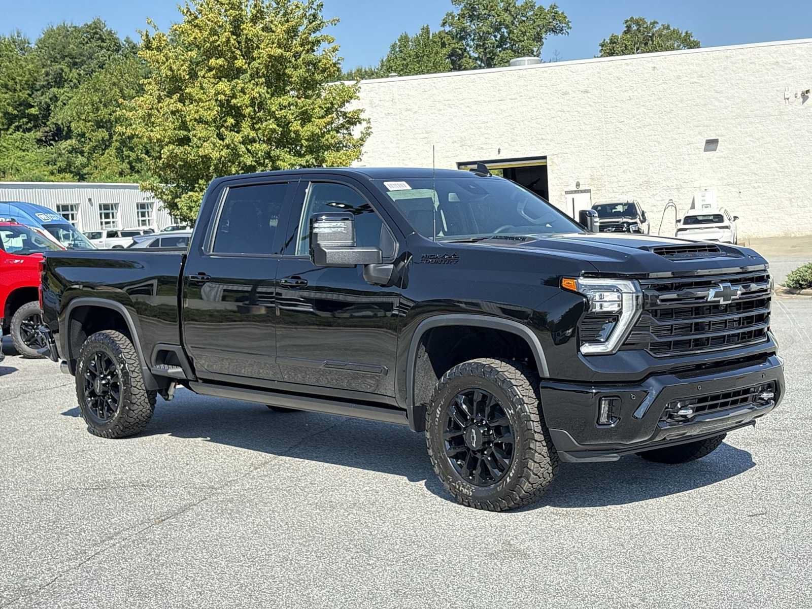 New 2026 Chevrolet Silverado 2500 High Country w/ Midnight Edition AWD/4WD image 4