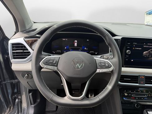 New 2026 Volkswagen Taos SE AWD/4WD image 10