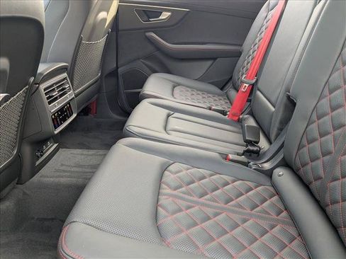 New 2026 Audi SQ7 Prestige AWD/4WD image 15