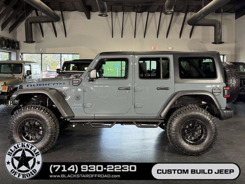 Used 2025 Jeep Wrangler Unlimited Rubicon 4xe w/ Safety Group AWD/4WD image 8