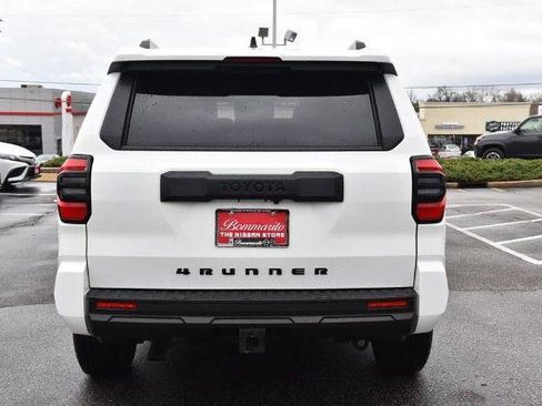 Used 2025 Toyota 4Runner SR5 image 6