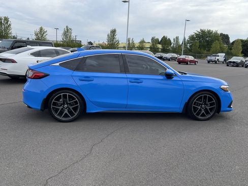 Used 2023 Honda Civic Sport Touring image 6