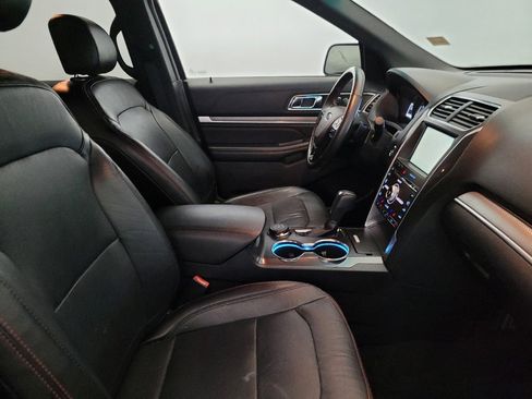 Used 2016 Ford Explorer Sport w/ Equipment Group 401A AWD/4WD image 21