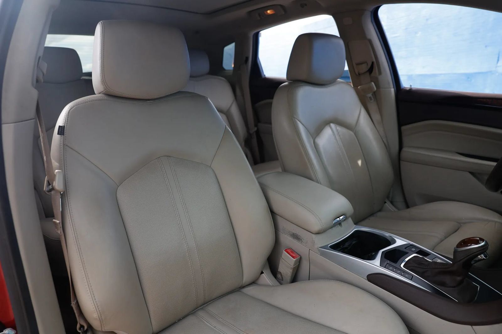 Used 2016 Cadillac SRX Luxury w/ Driver Awareness Package FWD image 25