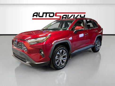 Used 2024 Toyota RAV4 Limited w/ Advanced Technology Package AWD/4WD image 3