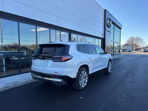 Used 2024 GMC Acadia Denali w/ Super Cruise Package image 3