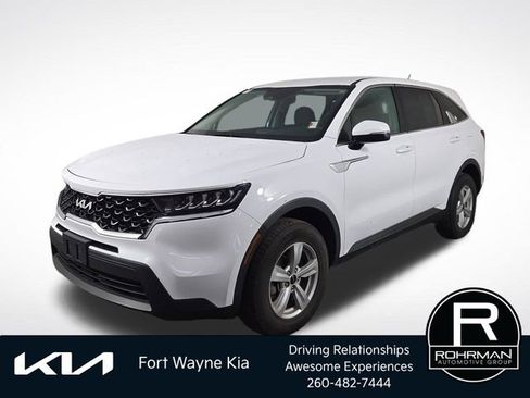 Used 2023 Kia Sorento LX AWD/4WD image 1