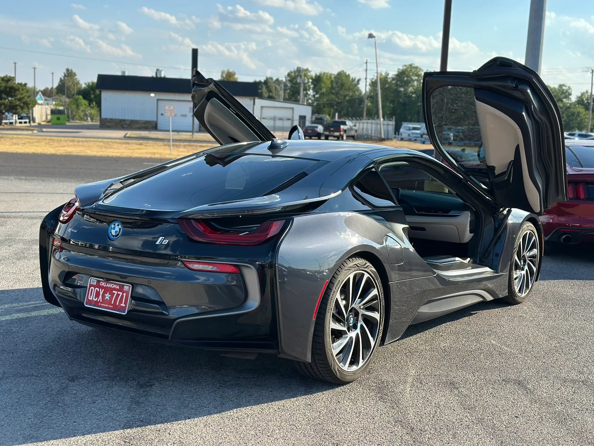 Used 2017 BMW i8 AWD/4WD image 9