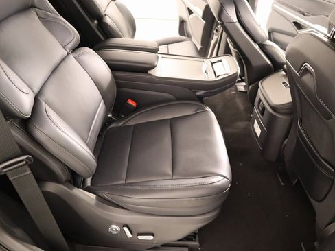 New 2025 Lincoln Navigator Reserve w/ Jet Appearance Package image 15