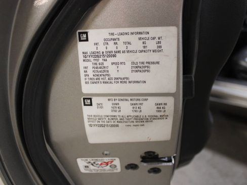 Used 2001 Chevrolet Corvette Coupe w/ Preferred Equipment Group2 image 30