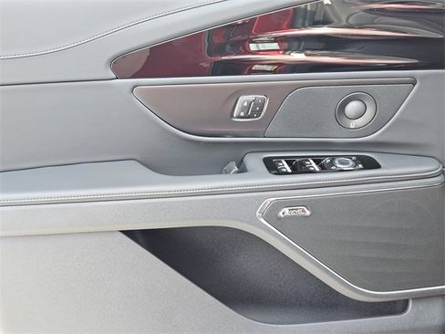 New 2026 Lincoln Nautilus Reserve w/ Jet Appearance Package image 22