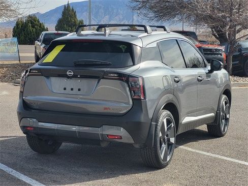 Certified 2025 Nissan Kicks SR image 3