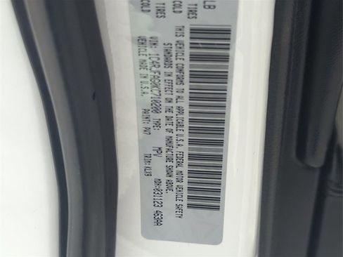 Used 2020 Jeep Grand Cherokee Altitude image 30