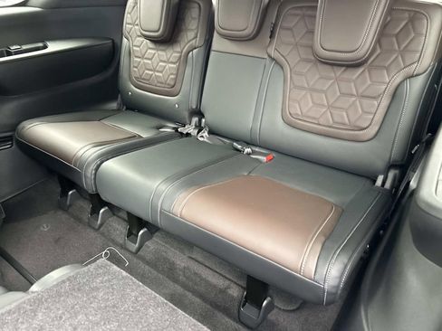 New 2026 Nissan Armada Platinum AWD/4WD image 23