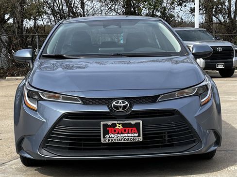 Used 2024 Toyota Corolla LE image 7