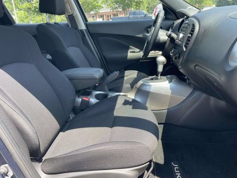 Used 2014 Nissan Juke S FWD image 8