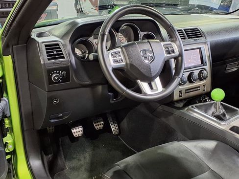 Used 2011 Dodge Challenger SRT8 w/ Green w/Envy Group image 15