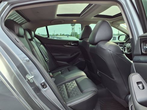 Used 2020 Nissan Maxima Platinum w/ Sport Mat Group FWD image 30