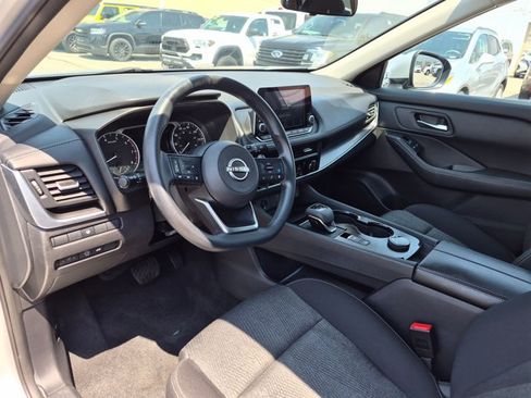 Certified 2024 Nissan Rogue SV AWD/4WD image 13