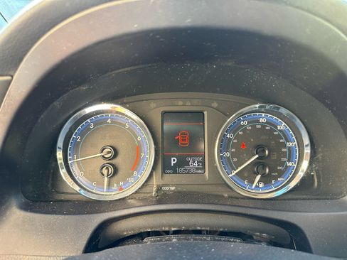 Used 2019 Toyota Corolla XLE image 15