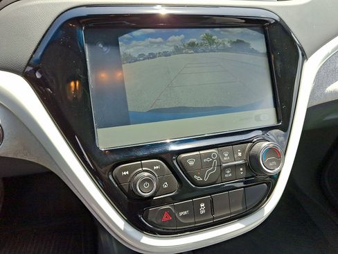 Used 2020 Chevrolet Bolt LT FWD image 15