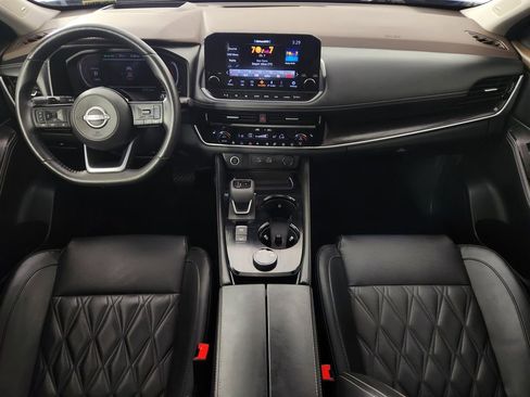 Used 2023 Nissan Rogue Platinum w/ Platinum Premium Package AWD/4WD image 13