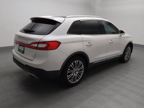 Used 2016 Lincoln MKX Reserve w/ Technology Package FWD image 10