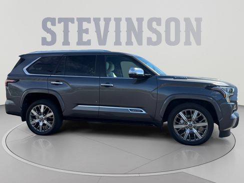 Used 2024 Toyota Sequoia Capstone AWD/4WD image 6