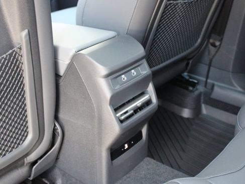 New 2026 Audi Q3 quattro 2.0T AWD/4WD image 23