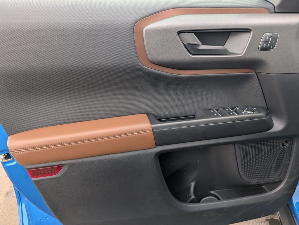 New 2025 Ford Bronco Sport Outer Banks w/ Sasquatch Outer Banks Package AWD/4WD image 24