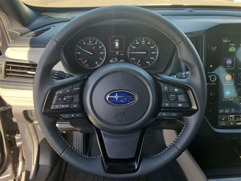 Used 2025 Subaru Forester Premium w/ Convenience Package #1 image 21