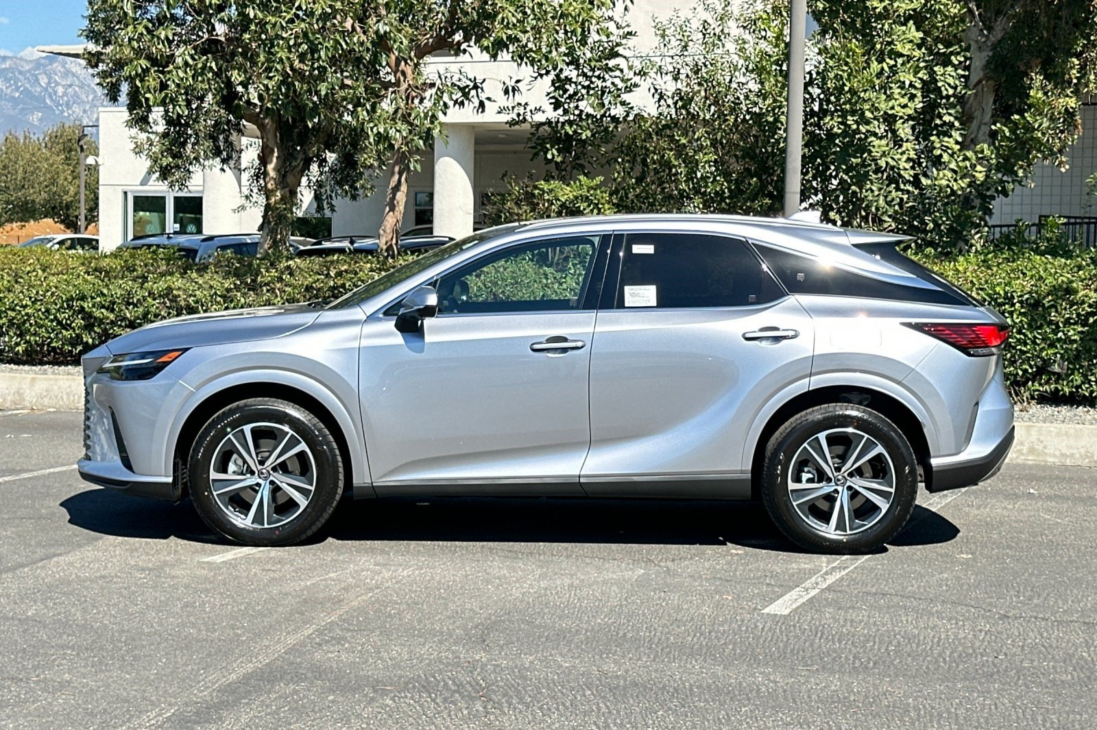 New 2026 Lexus RX 350 Premium w/ Accessory Package (2T) FWD image 2