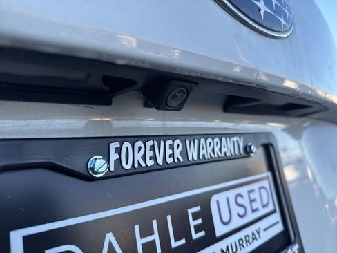 Used 2017 Subaru Outback 2.5i Limited image 9