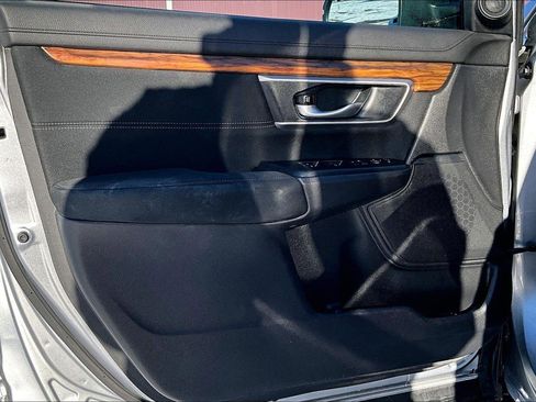 Used 2020 Honda CR-V EX image 19