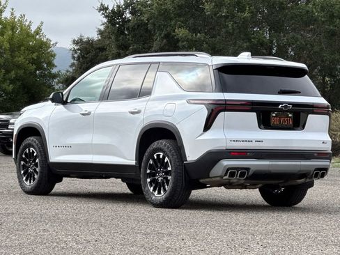 Used 2024 Chevrolet Traverse Z71 w/ Enhanced Driving Package AWD/4WD image 6