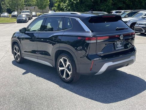 New 2026 Volkswagen Tiguan SE FWD image 4